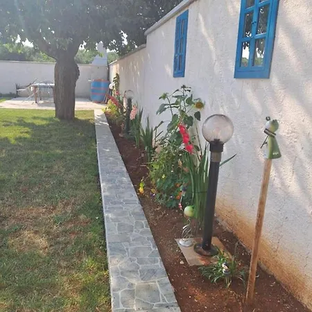 House Matan Сasa de vacaciones Tisno